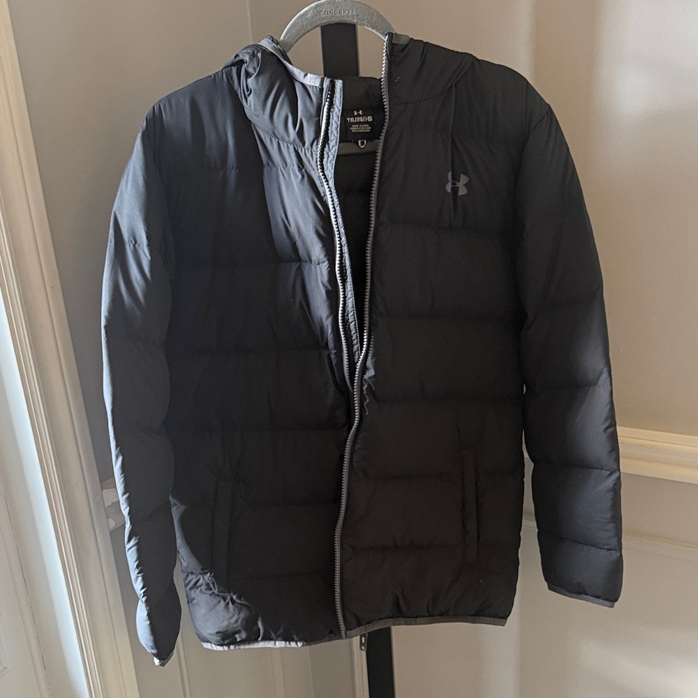 Under Armour Youth Boy's Black Puffer Jacket size XL - Youth NWT